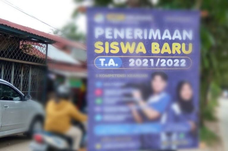 Tantangan-Spanduk